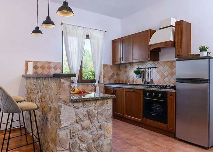 Komfortable- Ruhige Erdgeschoss-ferienwohnung By Interhome Vakantiehuis *