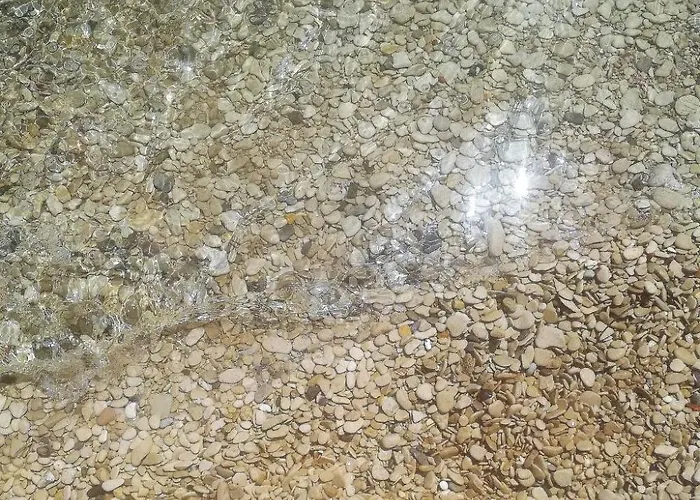 Komfortable- Ruhige Erdgeschoss-ferienwohnung By Interhome Vakantiehuis