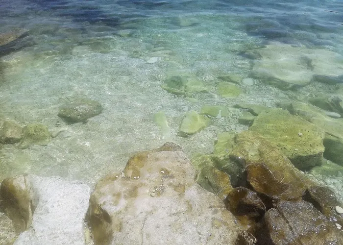 Komfortable- Ruhige Erdgeschoss-ferienwohnung By Interhome * Puntera